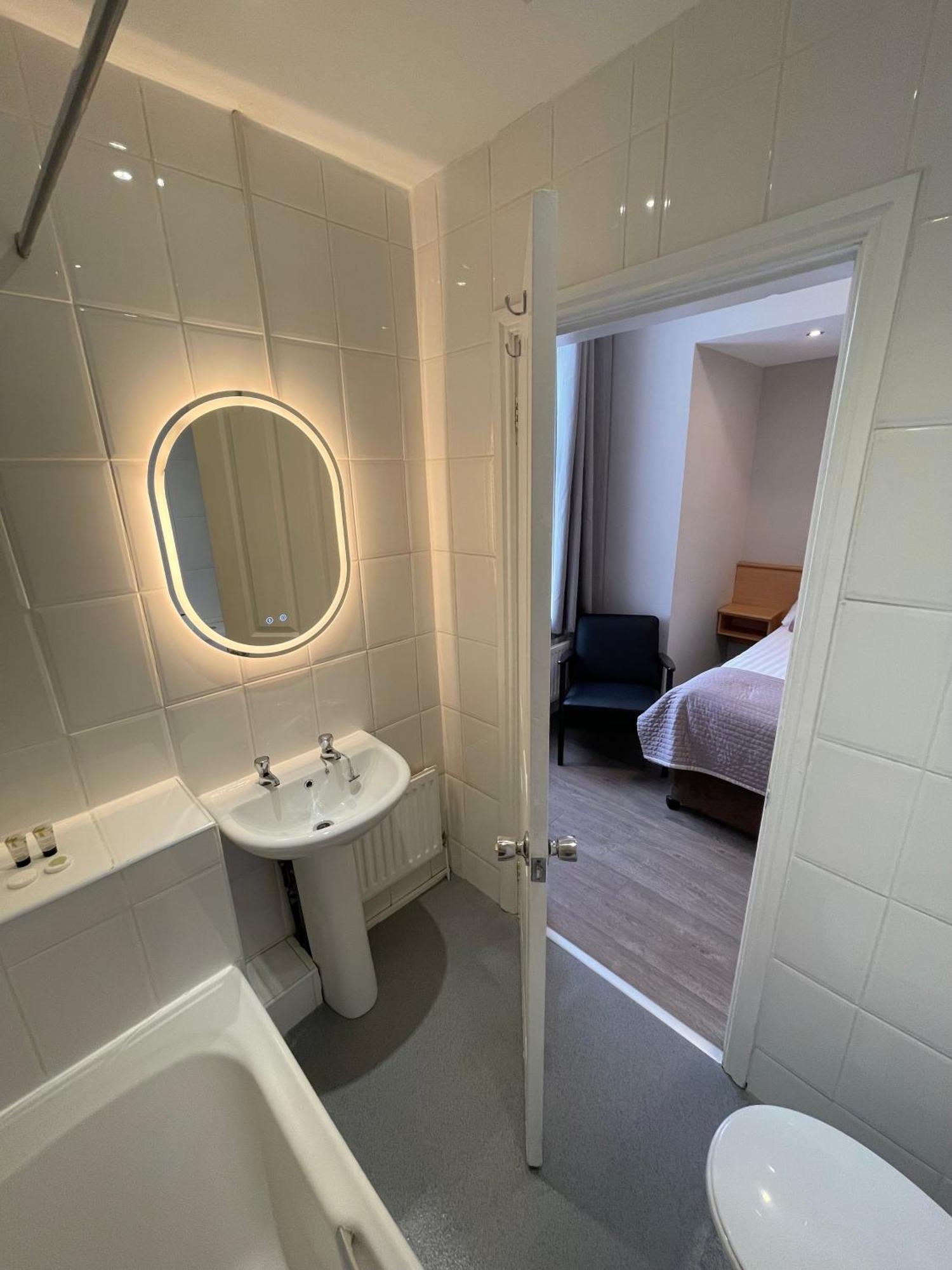 The Westlynne Hotel & Apartments 맨체스터 외부 사진